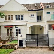USJ Double Storey House Master Bedroom with Air Con