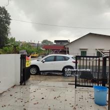 Single storey superlink end lot at Taman Mok - newly renovated