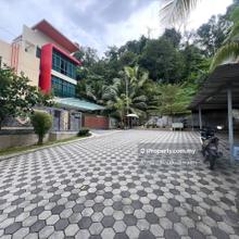 Freehold Non Bumi. Fully extended, Fully Furnished