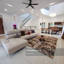 Walking distance to Cameron jaya commercial area, gated and guarded 