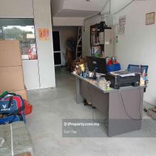 Light Industrial Shop Factory Taman Perindustrian Ehsan Jaya For Sale