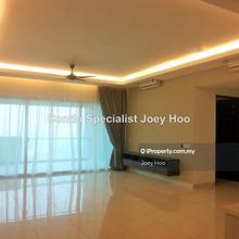 Premium renovation with big private balcony