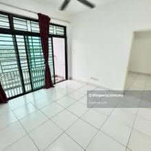Sky Peak residence, Setia Tropika, 3 bedrooms, partial, gng