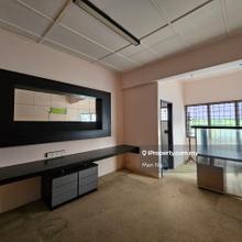 1st Floor Office