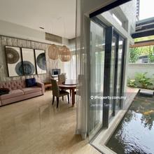 End Lot 3 Storey Semi D with Immaculate Pond and Wooden Deck