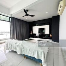 Rare Unit - The Light Collection 3 Super Seaview Duplex with Rooftop