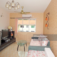 Beautiful Apartment Permai Lake View, Fully Furnished