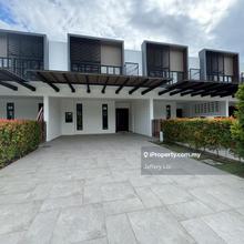 Senibong cove waterway Residence 3 Storey Canal House For Sales 