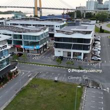 Pier 99 Shops at the Jepak Bridge