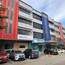 4 Storey Shop/Office The Earth For Sale