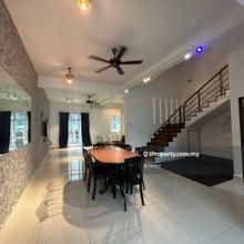 Designer Deco Shamrock 3389sf Fully Reno Move In Condition Sea View