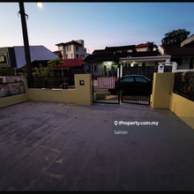 Limited basic single storey House in Taman Seputeh