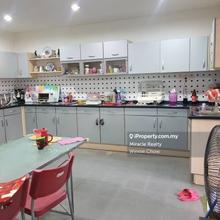 Terrace house for Sale