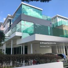 Semi-D house for Rent