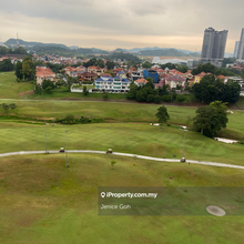 Balcony with golf course view 