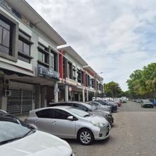 Mainroad shopl at Taman Perindustrian Krubong,