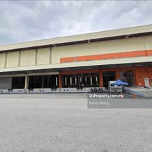 Shah Alam Town Warehouse with Loading Bay for Rent