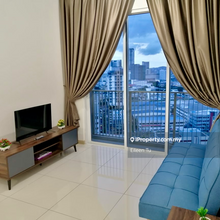 Fully Furnisehd unit. Next to Jaya one. 