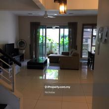 2 storey landed house with Garden for rent!