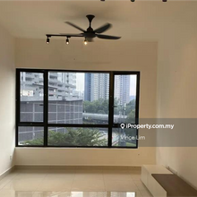 Good Price! Viewing Anytime! Nice Unit with Good Condition!