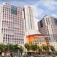 High floor, corner unit, close to train station