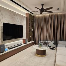 Fully furnish with id design move in condition