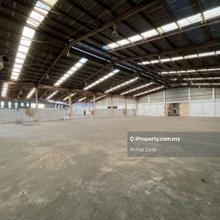 Well maintained factory and warehouse facing main road near Tol