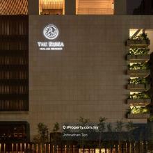 Walking Distance To Pavilion & Twin Towers !
