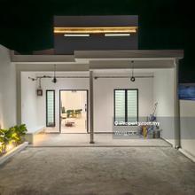 Ujong Pasir Single Storey Taman hilir seaview aman Semabok Sinn