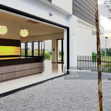 3-storey bungalow @ The Hills, Horizon Hills