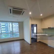 3 Carparks! Corner Unit! Good Price! View Anytime! Good Condition!