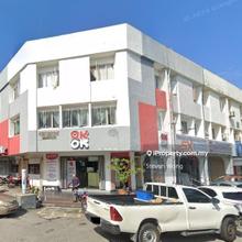 Ampang Taman Putra 3 Sty Shop (Corner) For Sale