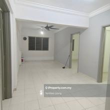 Good Location , Renovated and well maintained unit