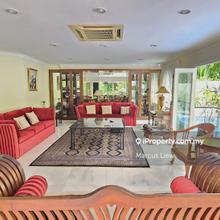 2.5 sty bungalow big bungalow and swimming pool with Privacy