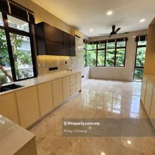 Facing golf view