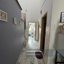Terrace house for Sale