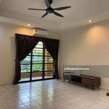 Limited unit Upper Floor