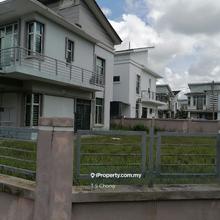 Corner 2 Storey Semi-D Cluster, Big Land