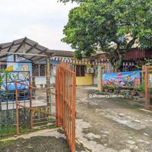 Single storey bungalow in Pinggir Ttdi KL