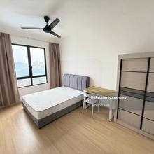 Master Bedroom w/ Private Bathroom, 1st Nov Move In! Doorstep 80m MRT