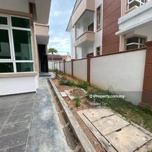 Semi-D house for Sale