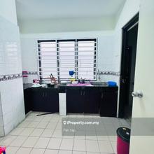 3 storey house  4 bathrooms for Sale