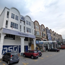 Roi 5.4%, Freehold ( 4 Storey Adjoining Shop ) Taman Perindustrian Kip
