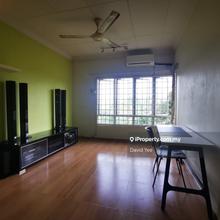 Sd Tiara apartment at Bandar Sri Damansara for sale