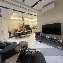 Equine Residence, Seri Kembangan Serviced residence for Sale