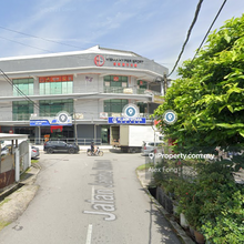 Corner Shop For Rent