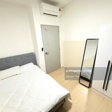 Fully Furnished Medium Room, 1st Sept Move In! Free Shuttle to MRT