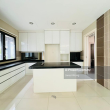 Semi-D house for Rent