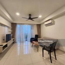 Walking distance 100m to Lrt 2. nice unit