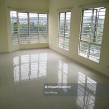 Corner Lot, Freehold, Near LRT Station, Shopping, School & Shops